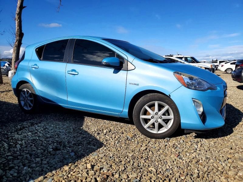 2015 Toyota Prius c