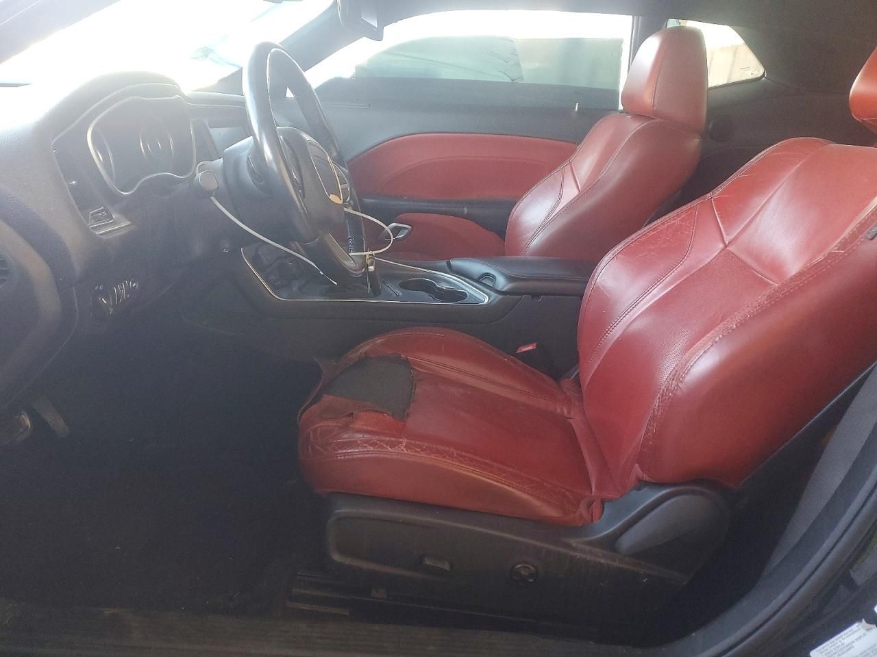 2015 Dodge Challenger sxt Plus