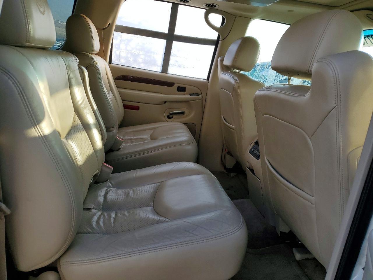2004 Cadillac Escalade esv