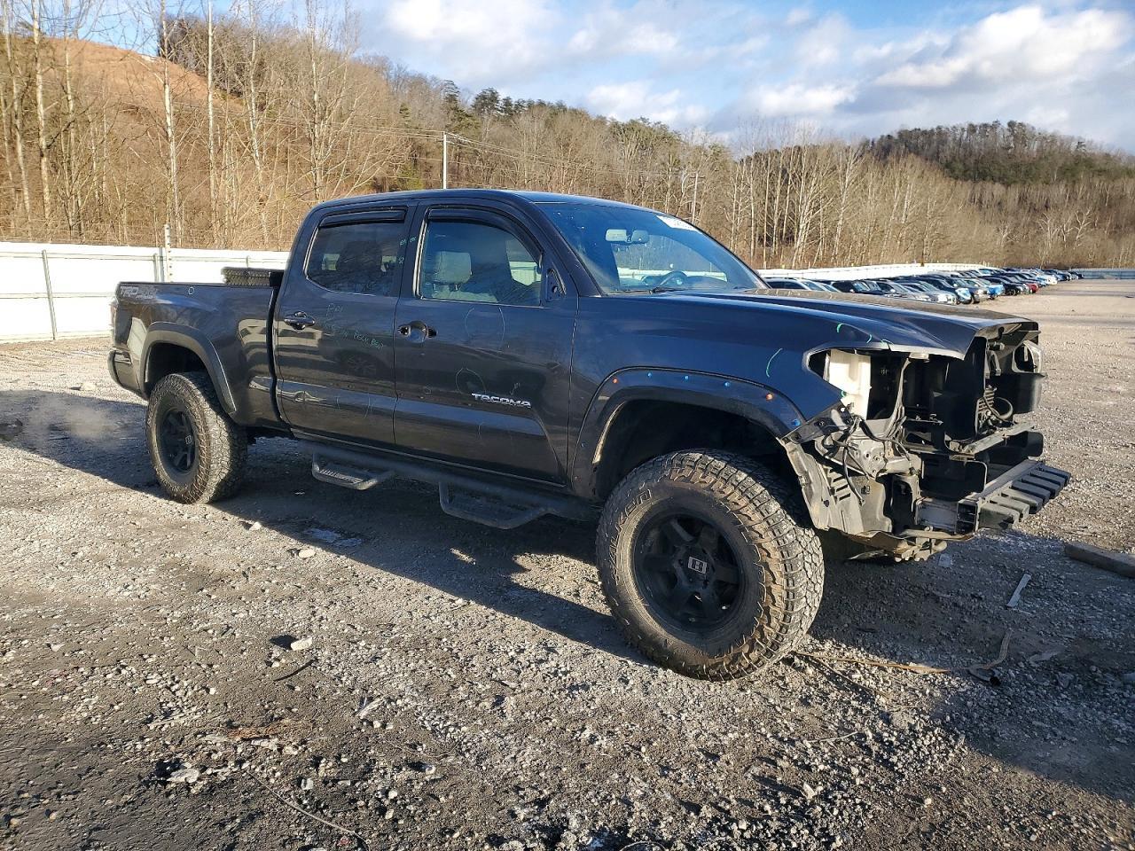2017 Toyota Tacoma Double Cab