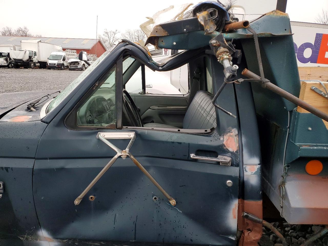 1995 Ford F350 Super Duty Dump Truck