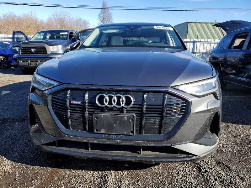 2022 Audi E-tron Sportback Premium