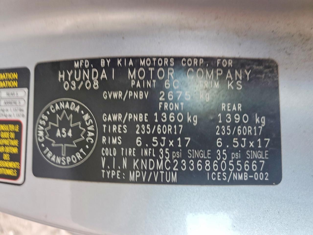 2008 Hyundai Entourage gls