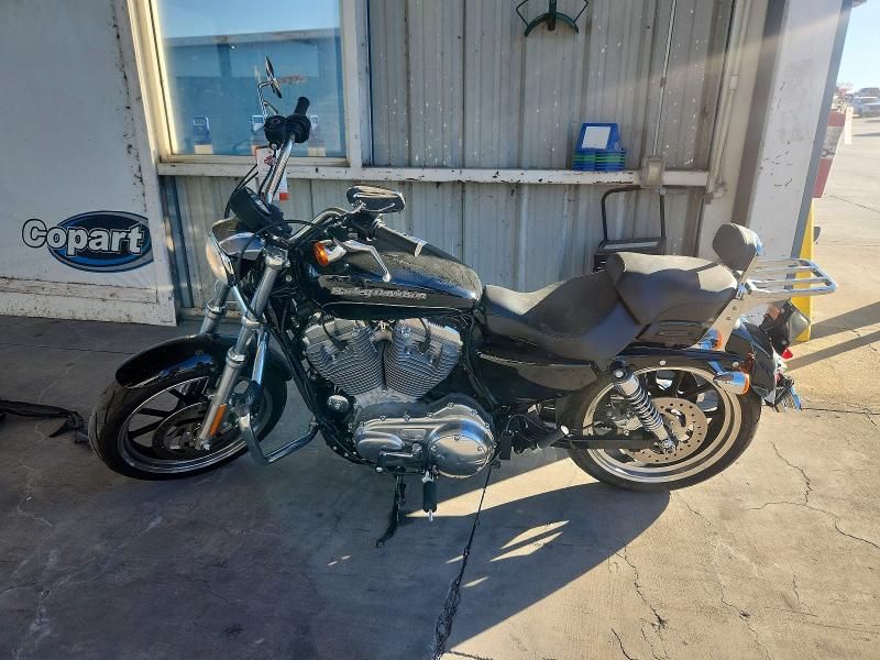 2015 Harley-Davidson XL883 Superlow