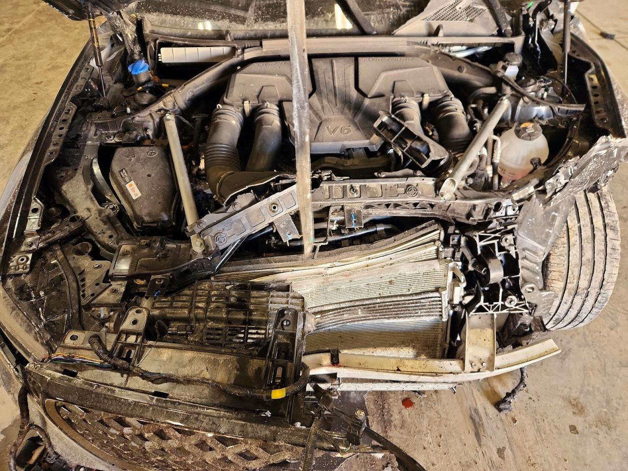 2025 Genesis Gv70 Base