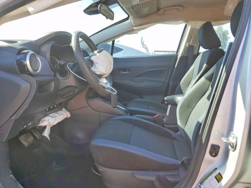 2024 Nissan Versa sv