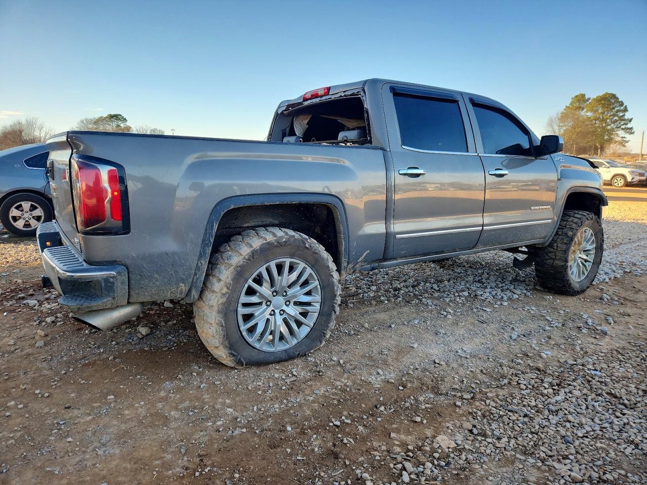 2017 GMC Sierra K1500 slt