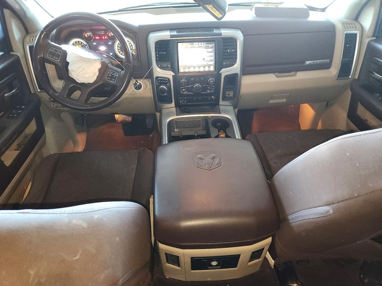 2016 Dodge Ram 1500 slt