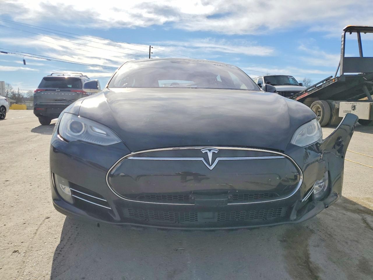 2015 Tesla Model s 85D