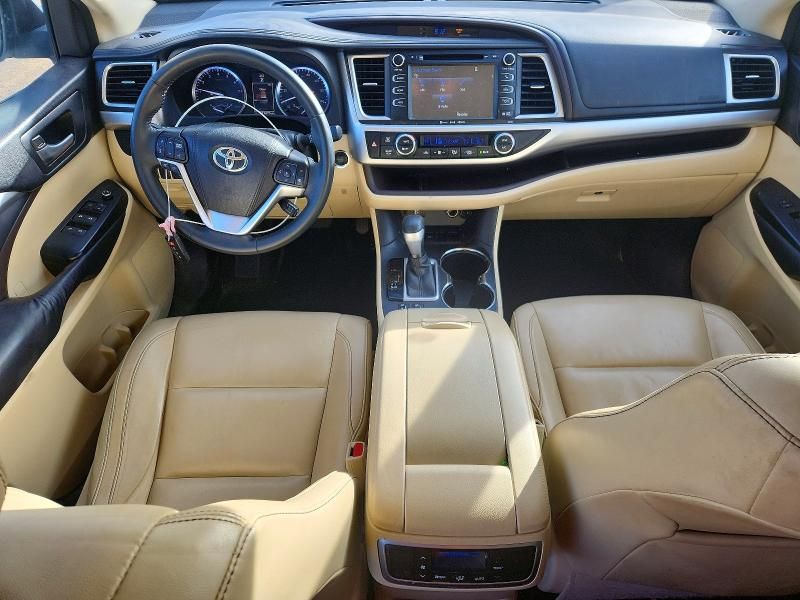 2016 Toyota Highlander xle