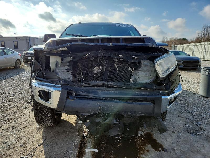 2016 Toyota Tundra Crewmax SR5