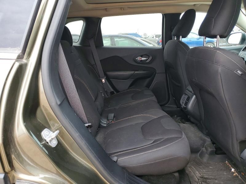 2016 Jeep Cherokee Latitude