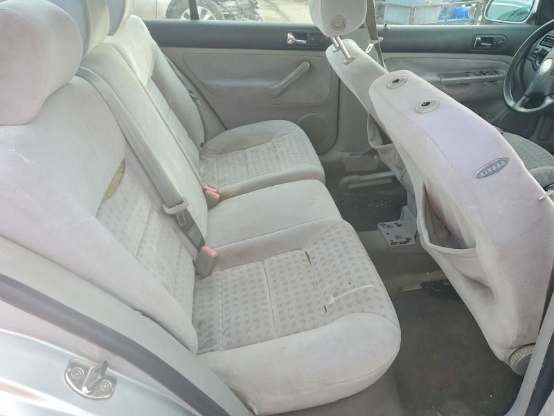 2004 Volkswagen Jetta gls