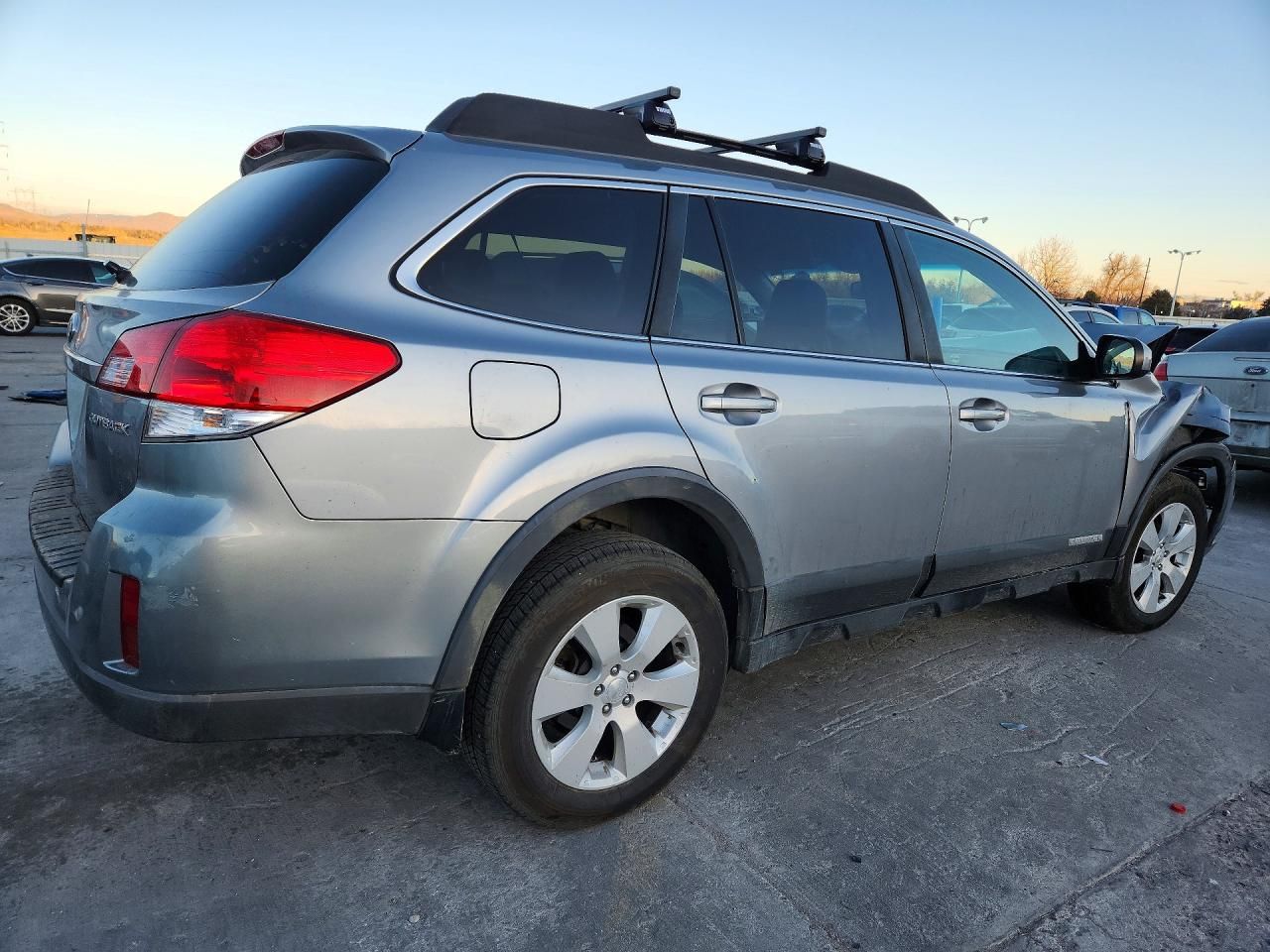 2010 Subaru Outback 2.5i Limited