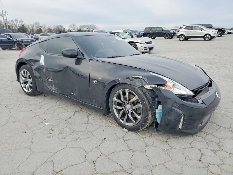2014 Nissan 370z Base