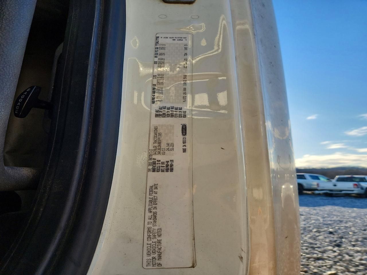 2014 Freightliner Cascadia 125 Semi Truck