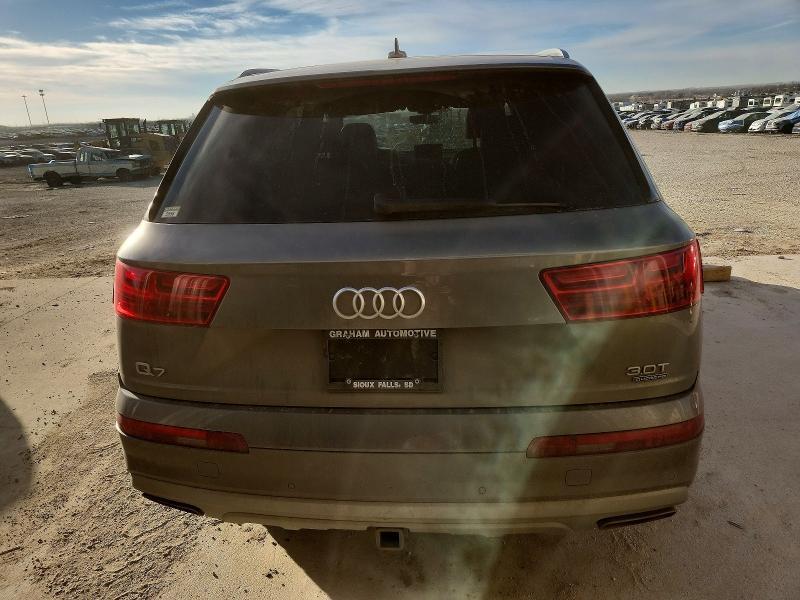 2017 Audi Q7 Prestige
