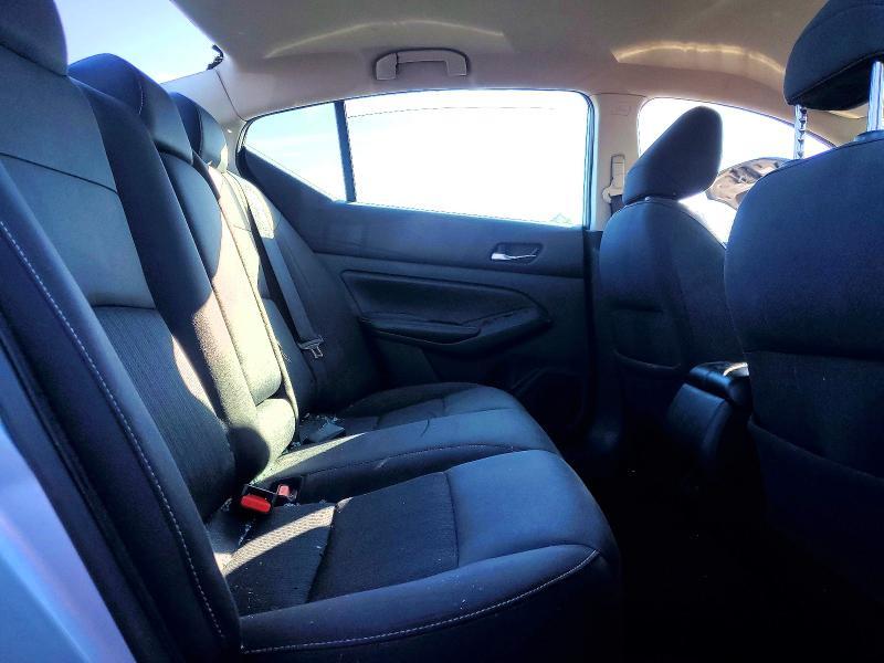 2019 Nissan Altima s