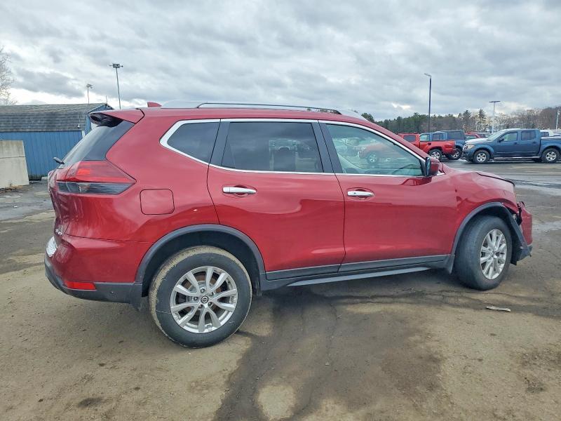 2018 Niss Rogue sv