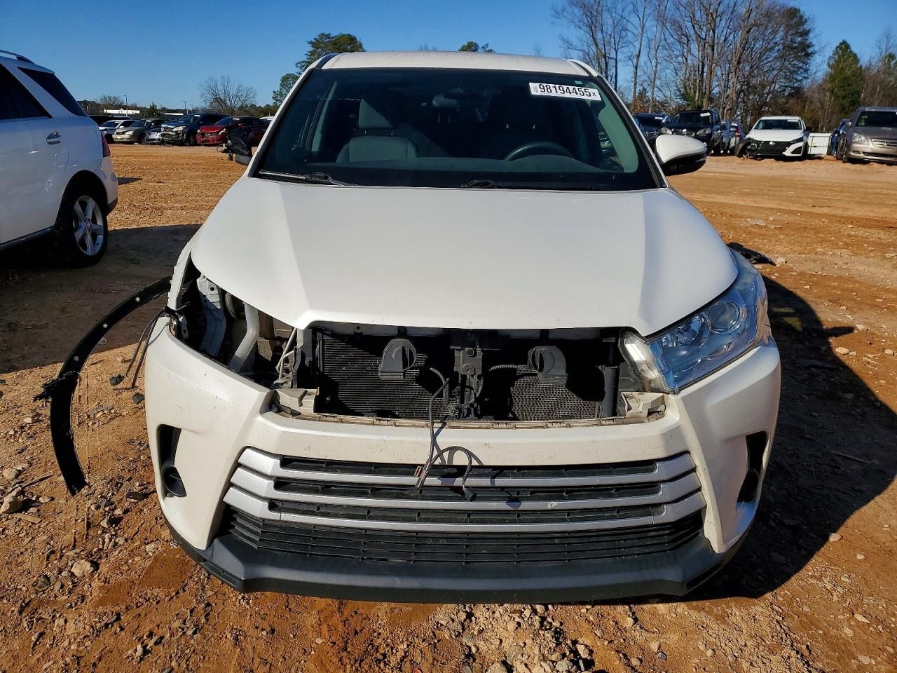 2017 Toyota Highlander le