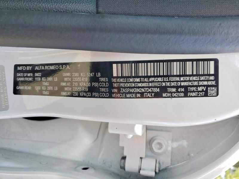 2022 Alfa Romeo Stelvio ti