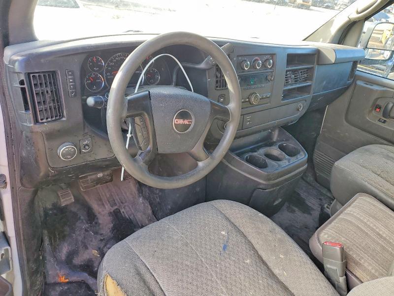 2014 GMC Savana