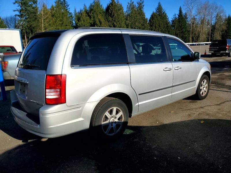 2010 Chrysler Town & Country Touring