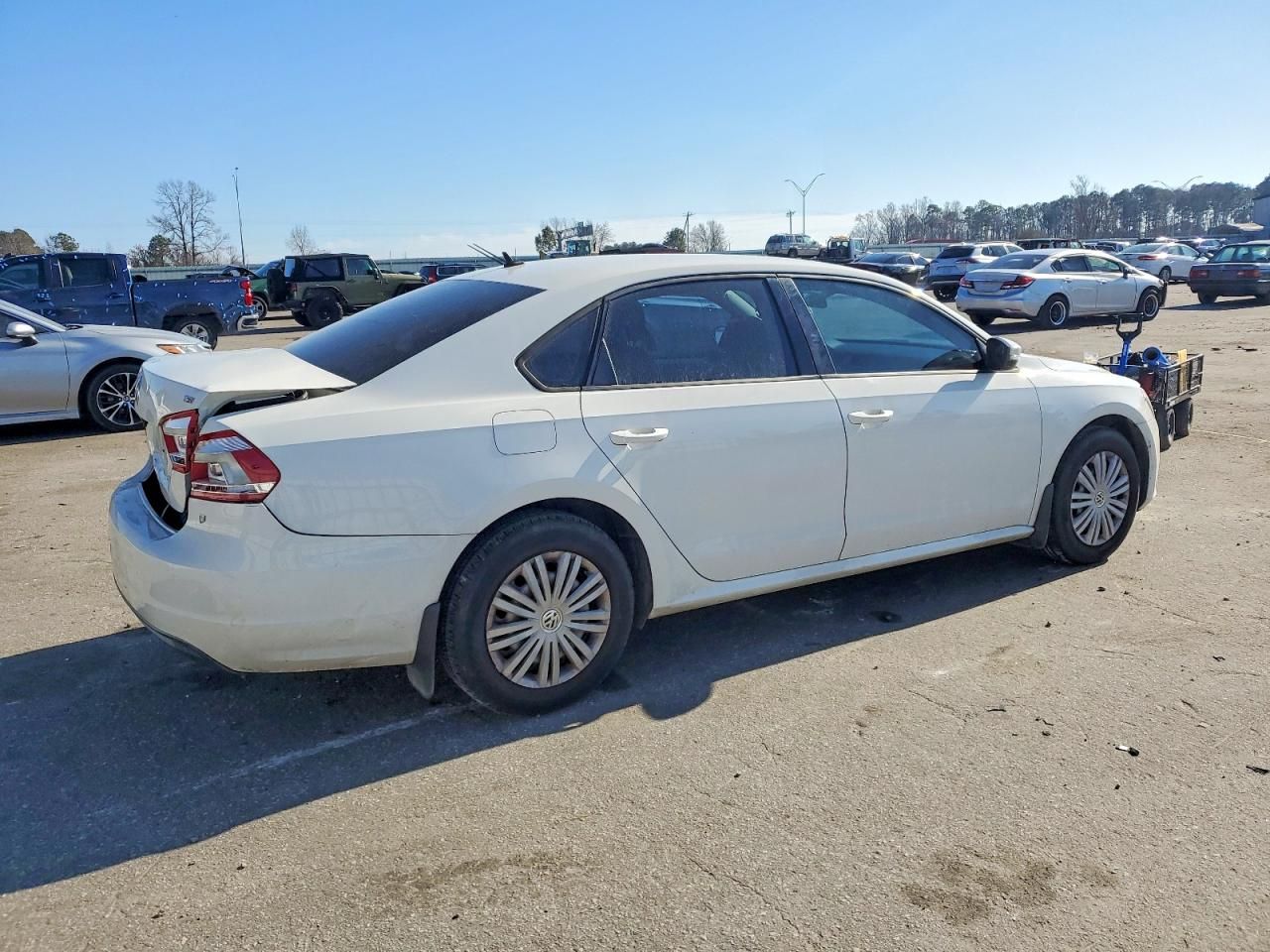 2014 Volkswagen Passat s