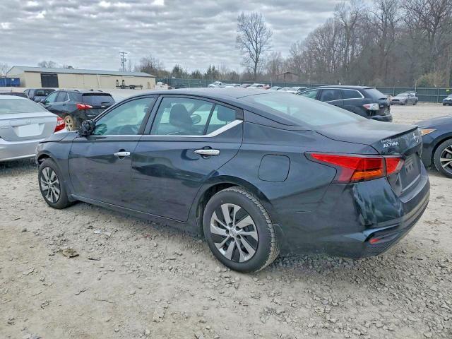2022 Nissan Altima s