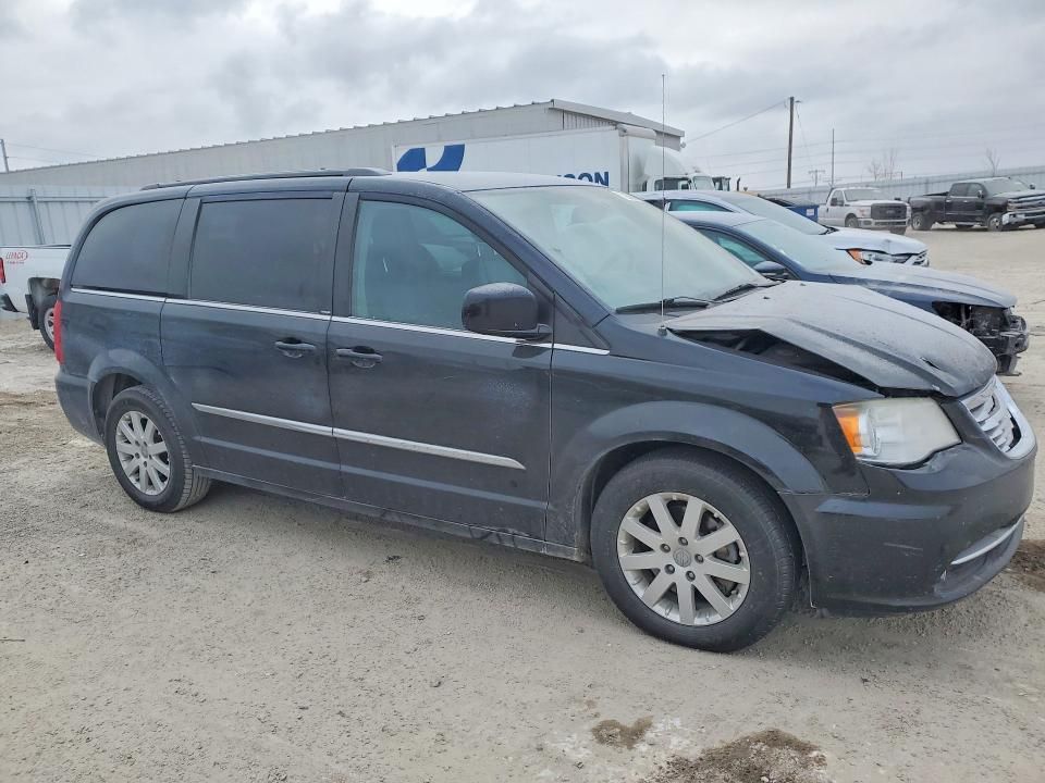2013 Chrysler Town & Country Touring