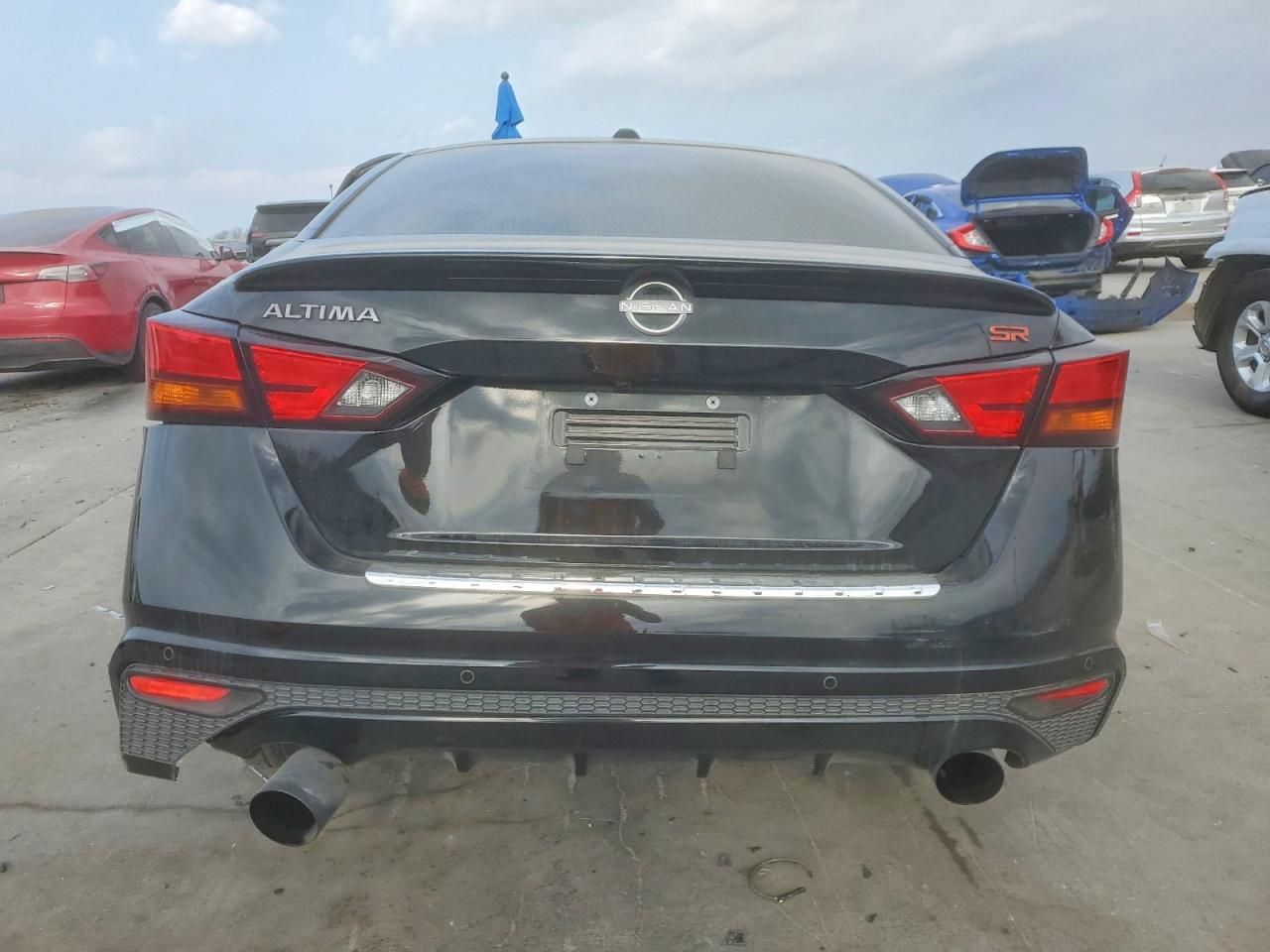 2023 Nissan Altima sr