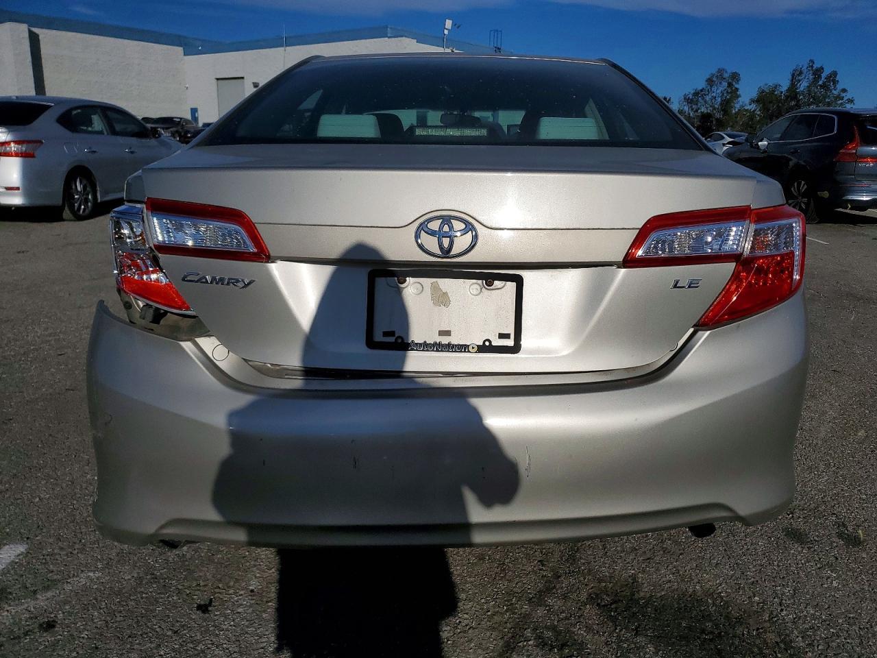 2014 Toyota Camry l