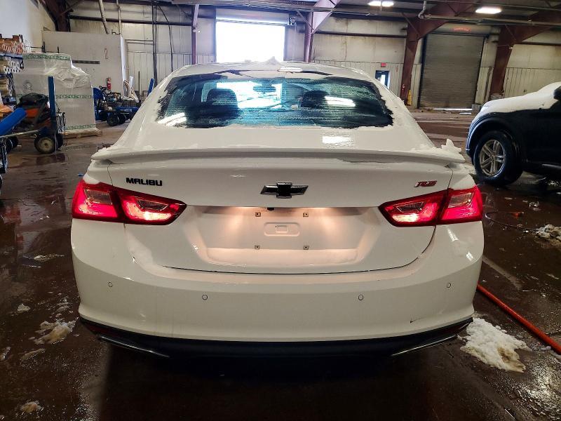 2021 Chevrolet Malibu rs