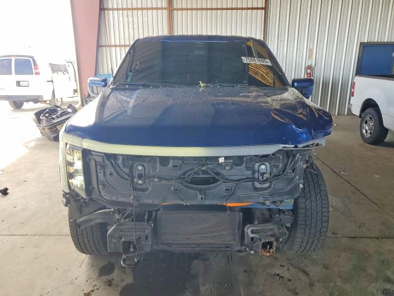 2022 Ford F150 Lightning pro