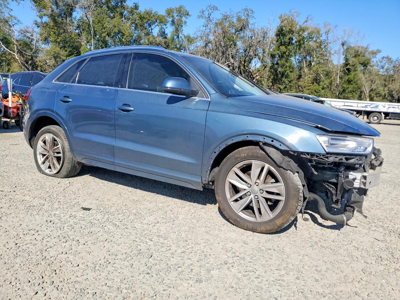 2016 Audi Q3 Premium Plus