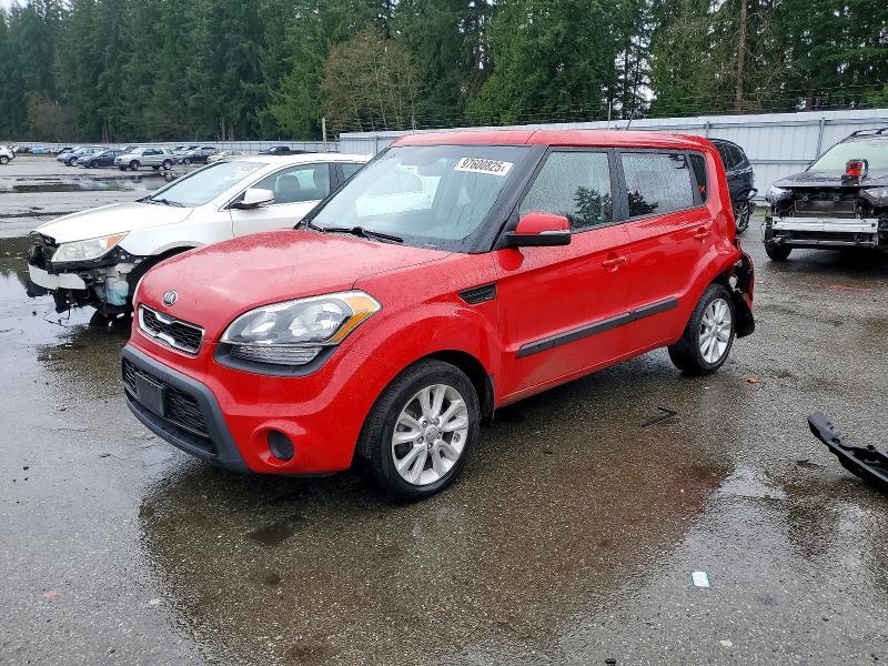 2013 KIA Soul +
