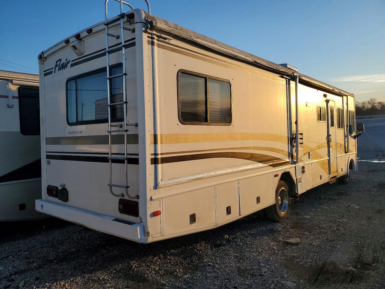 2002 Fleetwood Flair