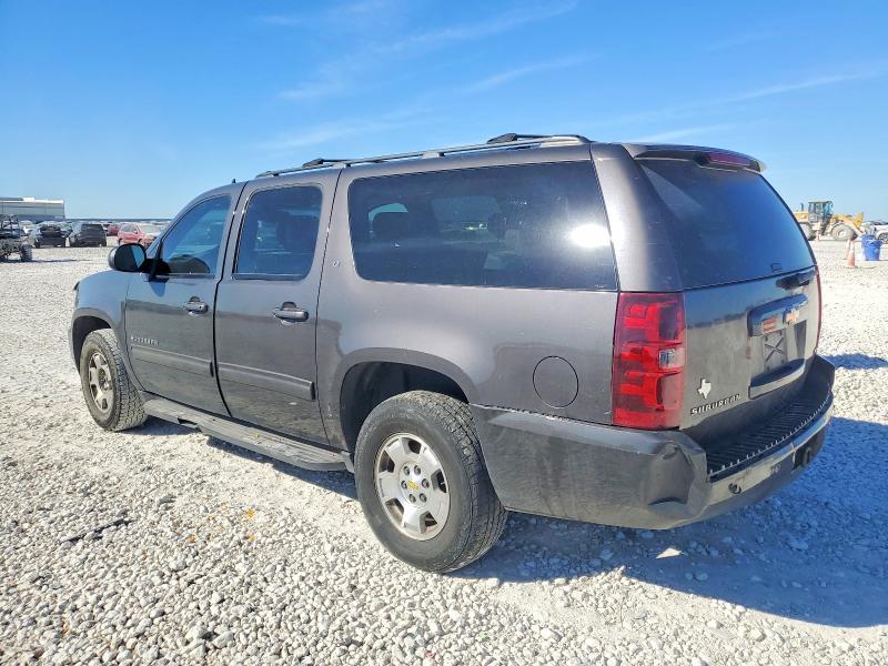 2010 Chevrolet Suburban C1500 lt