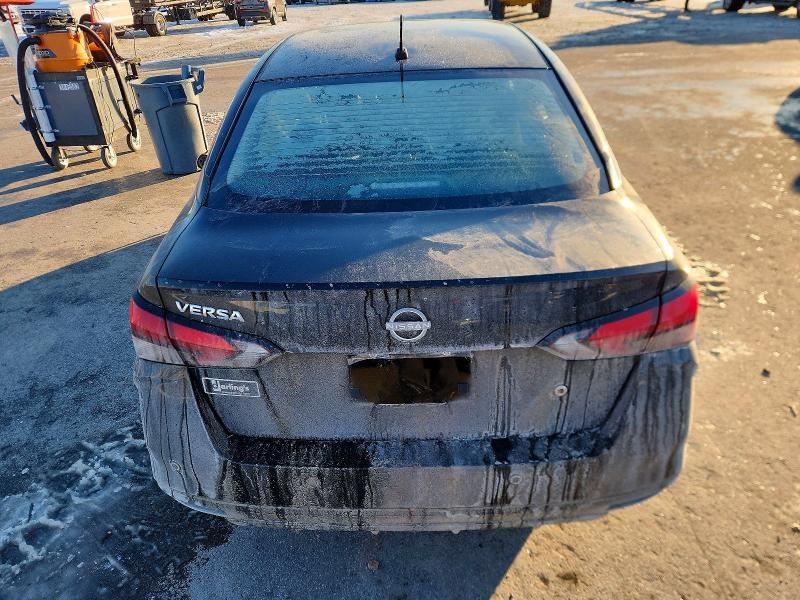 2025 Nissan Versa s