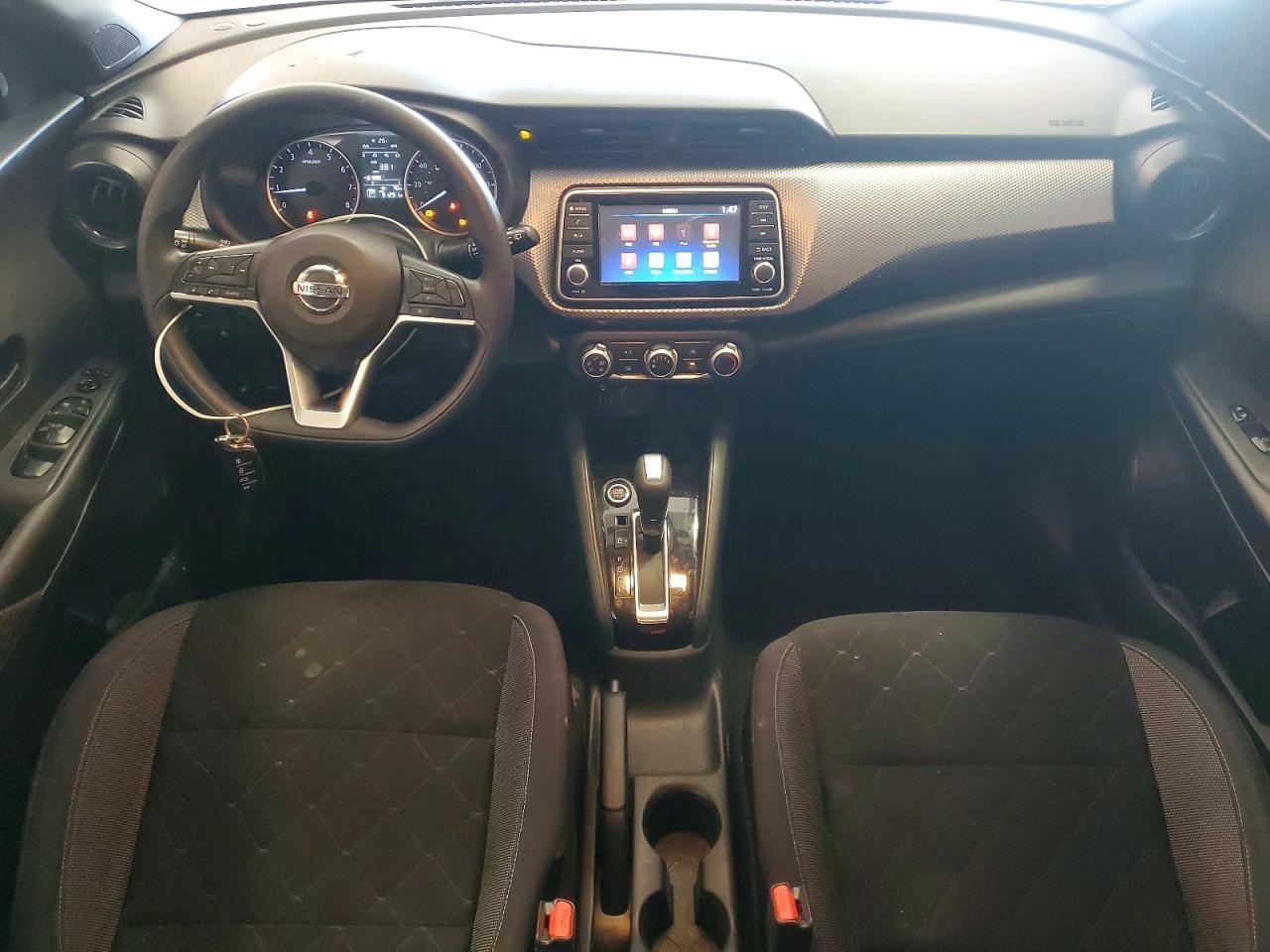 2020 Nissan Kicks s