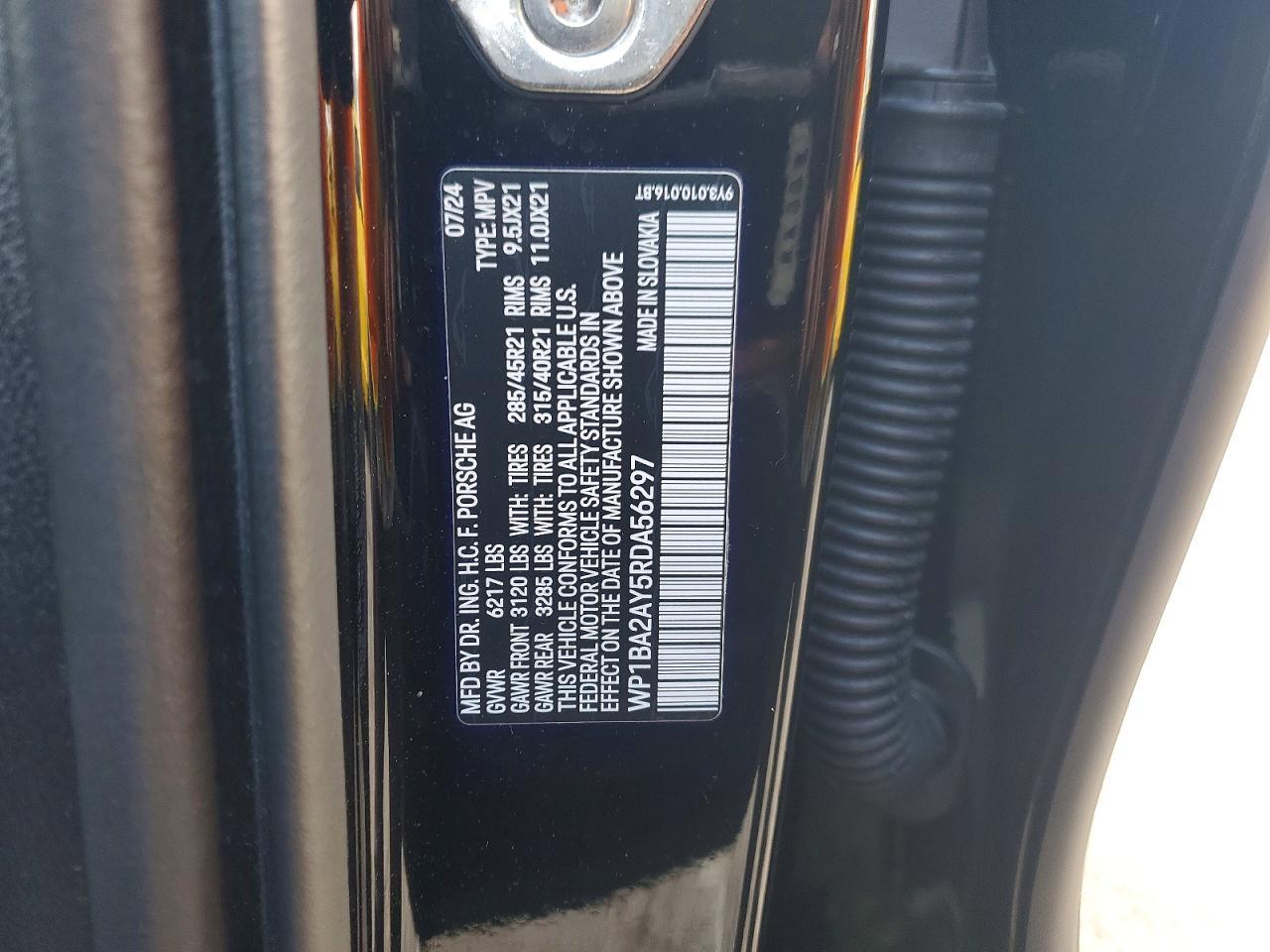 2024 Porsche Cayenne Coupe