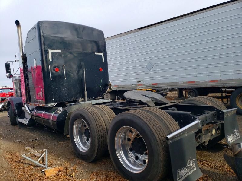 2000 Kenworth W900 Semi Truck