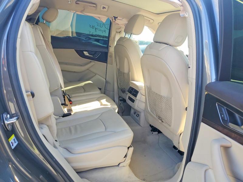 2018 Audi Q7 Premium Plus