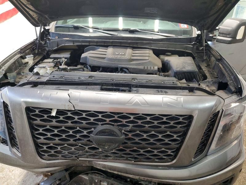 2018 Nissan Titan sv