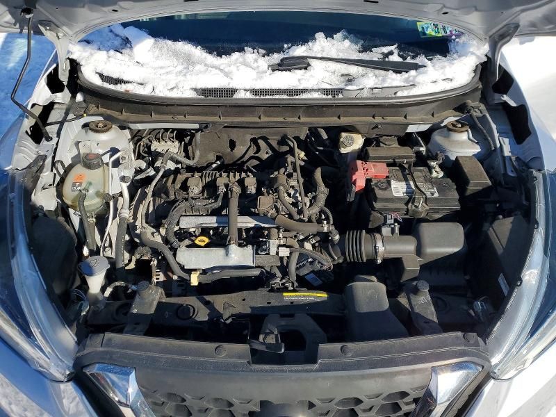 2020 Nissan Kicks sr