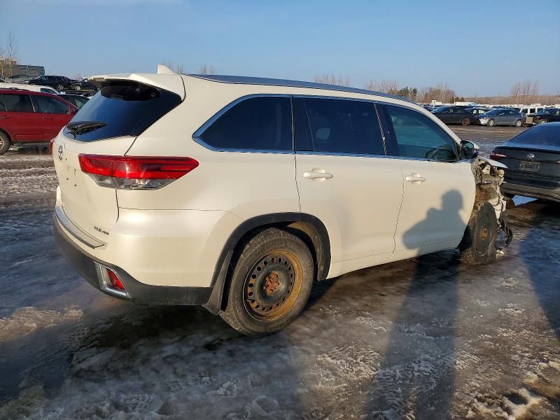 2017 Toyota Highlander se