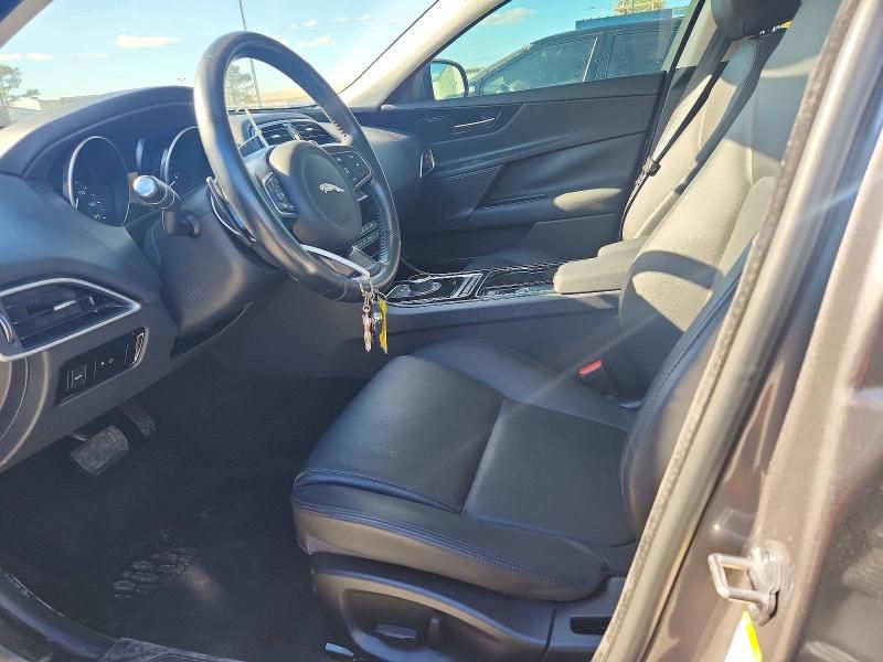 2017 Jaguar Xe Premium