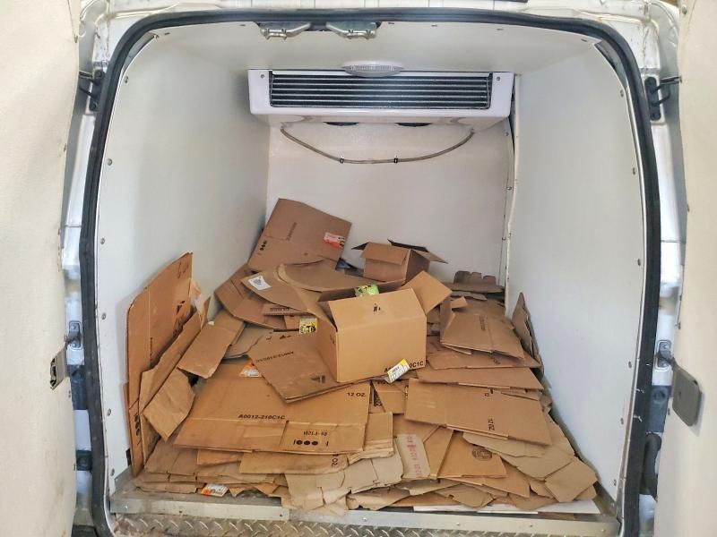 2015 Nissan NV200 2.5S