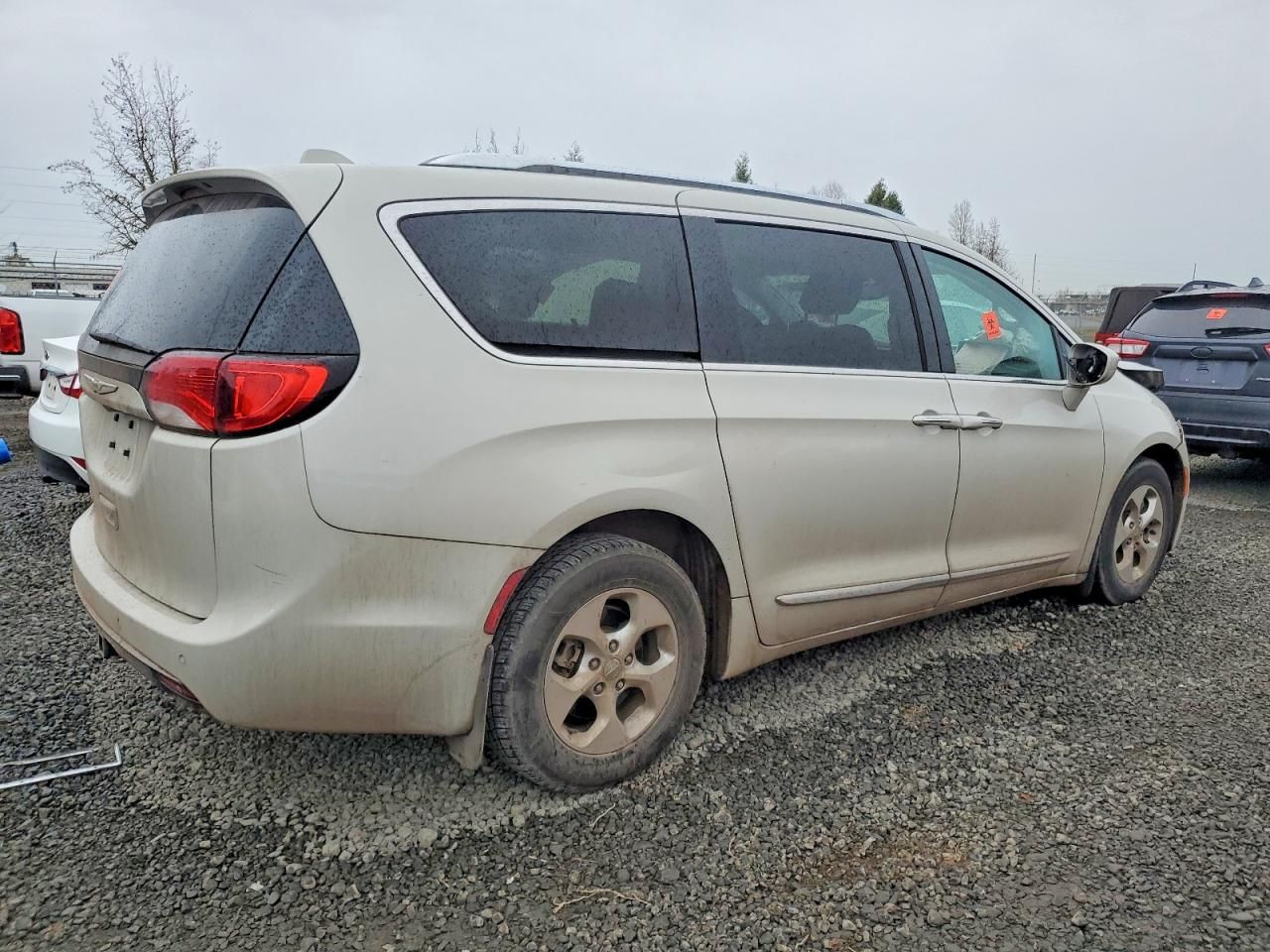 2017 Chrysler Pacifica Touring l Plus