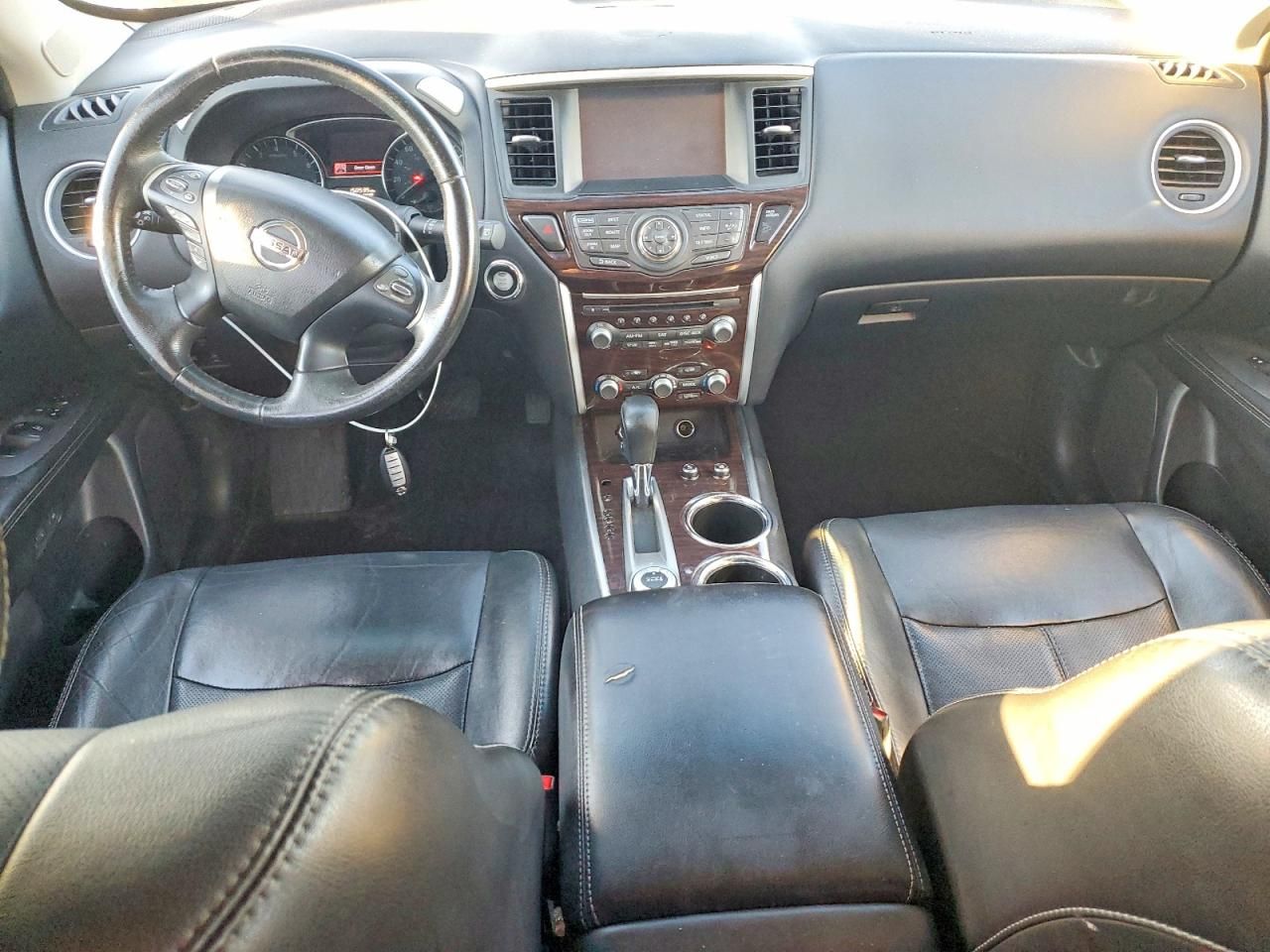 2014 Nissan Pathfinder s